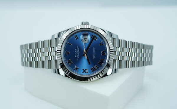 Rolex 126334 DATEJUST 41 FLUTED BEZEL BLUE ROMAN DIAL JUBILEE 2024 FULL SET - Image 10