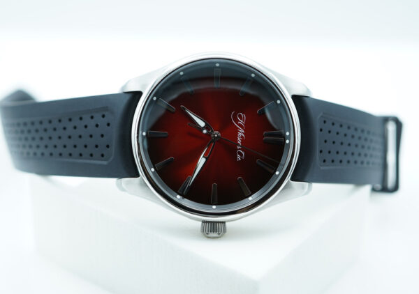 H. Moser & Cie PIONEER CENTRE SECONDS MAD RED DIAL 2023 BOXES PAPERS - Image 9