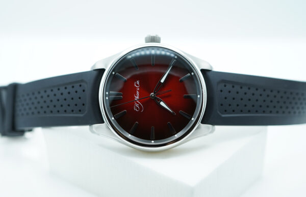 H. Moser & Cie PIONEER CENTRE SECONDS MAD RED DIAL 2023 BOXES PAPERS - Image 10