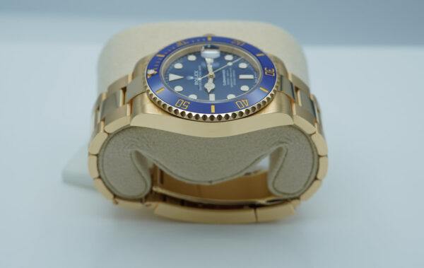 Rolex 126618LB SUBMARINER 41 YELLOW GOLD BLUE DIAL 2024 WARRANTY FULL SET - Image 4