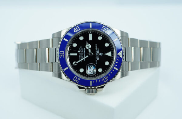 Rolex 126619LB SUBMARINER 41 18K WHITE GOLD BLUE BEZEL 2023 WARRANTY FULL SET - Image 9