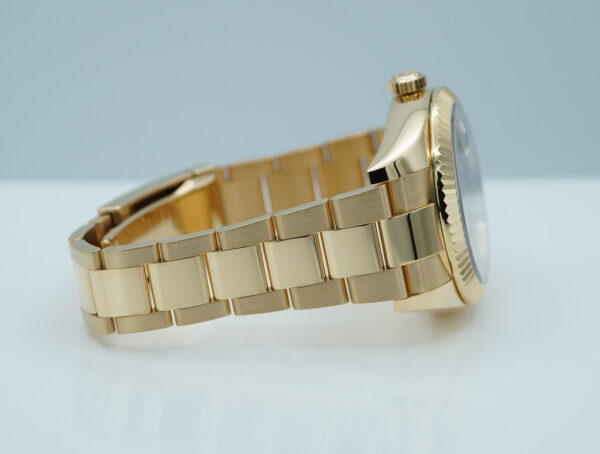 Rolex 326938 SKY-DWELLER 18K YELLOW GOLD BLACK STICK DIAL 2021 FULL SET - Image 6