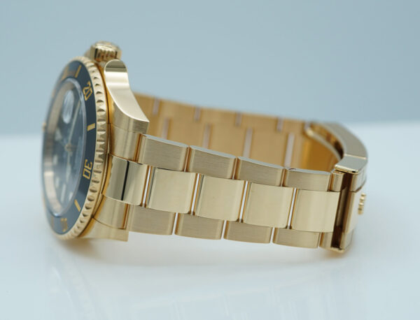 Rolex 126618LN SUBMARINER 41 YELLOW GOLD BLACK DIAL 2023 WARRANTY FULL SET - Image 5
