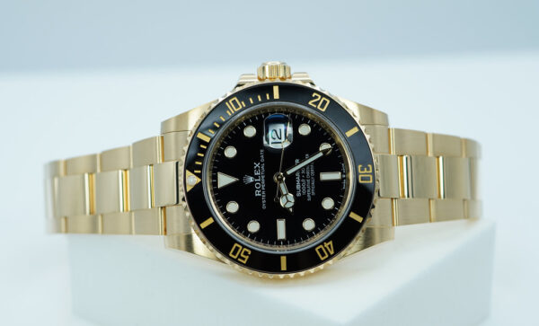 Rolex 126618LN SUBMARINER 41 YELLOW GOLD BLACK DIAL 2023 WARRANTY FULL SET - Image 9