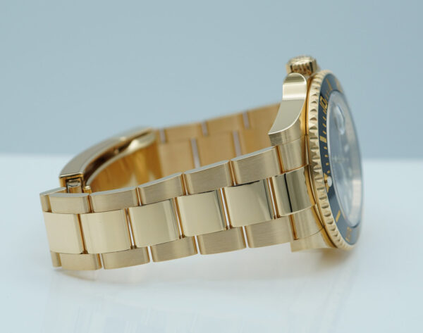 Rolex 126618LN SUBMARINER 41 YELLOW GOLD BLACK DIAL 2023 WARRANTY FULL SET - Image 6