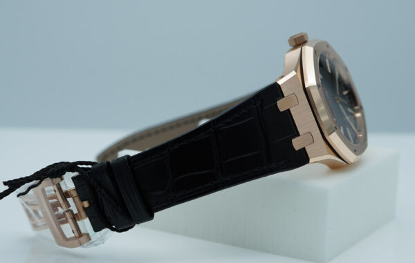 BRAND NEW Audemars PIGUET ROYAL OAK 15510OR 18K ROSE GOLD BLACK DIAL 2024 FULL SET - Image 6