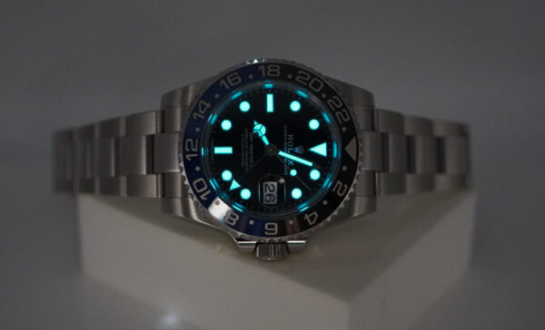 Rolex 116710BLNR GMT MASTER 2 BLACK BLUE CERAMIC BEZEL BATMAN 2016 FULL SET - Image 11