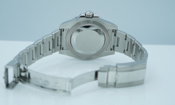 Rolex 116710BLNR GMT MASTER 2 BLACK BLUE CERAMIC BEZEL BATMAN 2016 FULL SET - Image 8