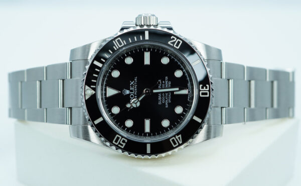 Rolex 114060 SUBMARINER NO DATE STAINLESS STEEL 40MM 2016 COMPLETE SET - Image 10