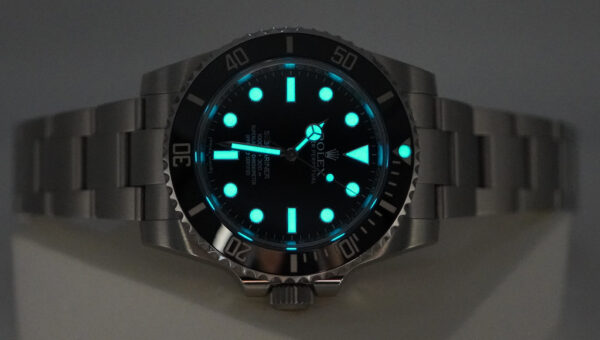 Rolex 114060 SUBMARINER NO DATE STAINLESS STEEL 40MM 2016 COMPLETE SET - Image 11