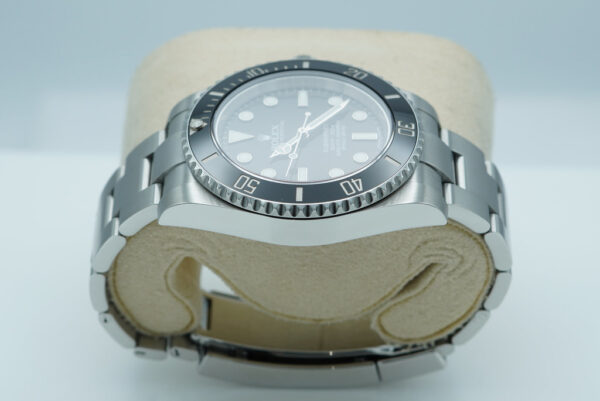 Rolex 114060 SUBMARINER NO DATE STAINLESS STEEL 40MM 2016 COMPLETE SET - Image 4