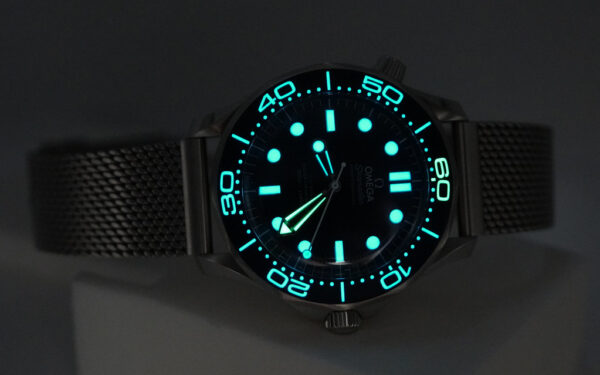 OMEGA SEAMASTER DIVER 300M 007 JAMES BOND 60th ANNIVERSARY 2023 FULL SET - Image 11