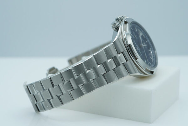 Vacheron CONSTANTIN OVERSEAS CHRONOGRAPH 5500V BLUE DIAL 2021 COMPLETE SET - Image 6