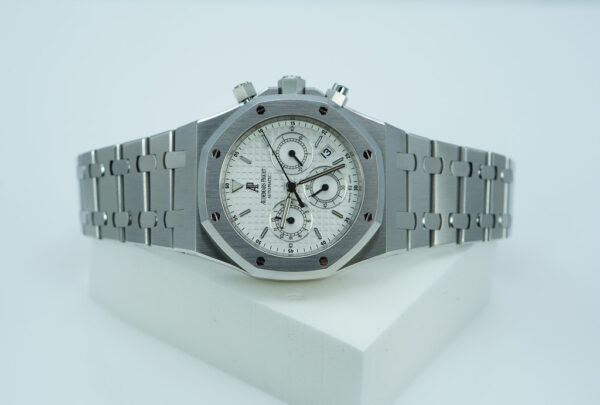 Audemars PIGUET ROYAL OAK CHRONOGRAPH 26300ST WHITE DIAL 39MM 2011 BOXES PAPERS - Image 10