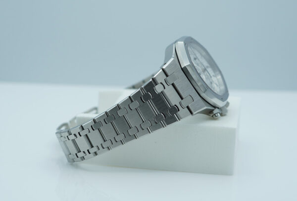 Audemars PIGUET ROYAL OAK CHRONOGRAPH 26300ST WHITE DIAL 39MM 2011 BOXES PAPERS - Image 5