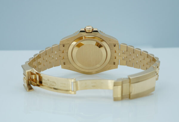 Rolex 126718GRNR GMT MASTER 2 YELLOW GOLD GREY BLACK BEZEL JUBILEE BAND 2023 FULL SET - Image 8