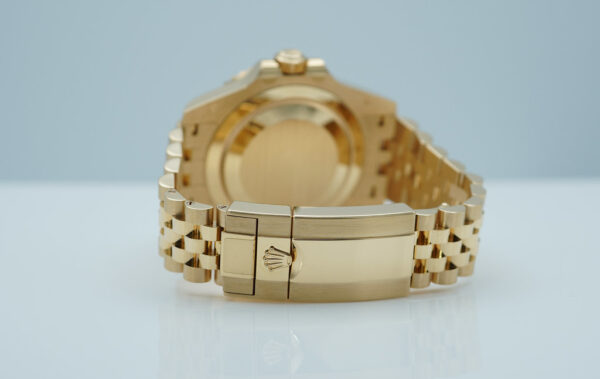 Rolex 126718GRNR GMT MASTER 2 YELLOW GOLD GREY BLACK BEZEL JUBILEE BAND 2023 FULL SET - Image 7