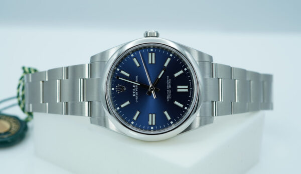 BRAND NEW Rolex 124300 OYSTER PERPETUAL BLUE DIAL 2024 41MM COMPLETE SET - Image 10