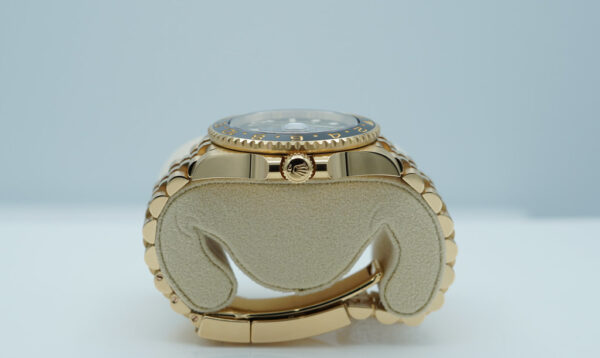 Rolex 126718GRNR GMT MASTER 2 YELLOW GOLD GREY BLACK BEZEL JUBILEE BAND 2023 FULL SET - Image 3