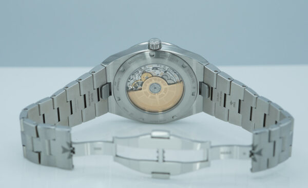 Vacheron CONSTANTIN OVERSEAS 4000V MOONPHASE RETROGRADE DATE BLUE DIAL 2023 FULL SET - Image 8