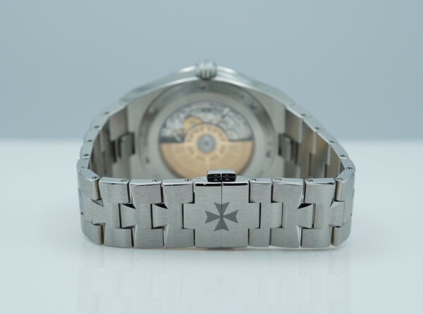 Vacheron CONSTANTIN OVERSEAS 4000V MOONPHASE RETROGRADE DATE BLUE DIAL 2023 FULL SET - Image 7