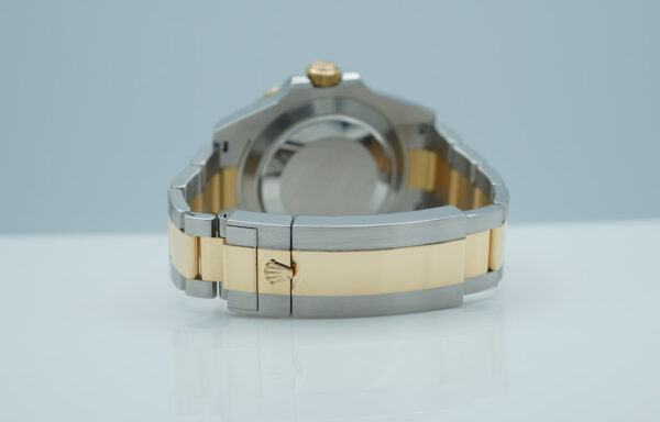 Rolex 126613LN SUBMARINER 18K YELLOW GOLD STEEL BLACK DIAL 2023 COMPLETE SET - Image 7