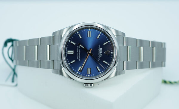 BRAND NEW Rolex 126000 OYSTER PERPETUAL 36 BLUE DIAL 2024 COMPLETE SET - Image 9