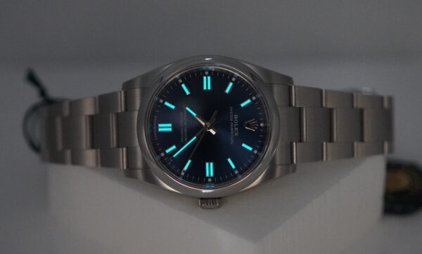 BRAND NEW Rolex 126000 OYSTER PERPETUAL 36 BLUE DIAL 2024 COMPLETE SET - Image 11
