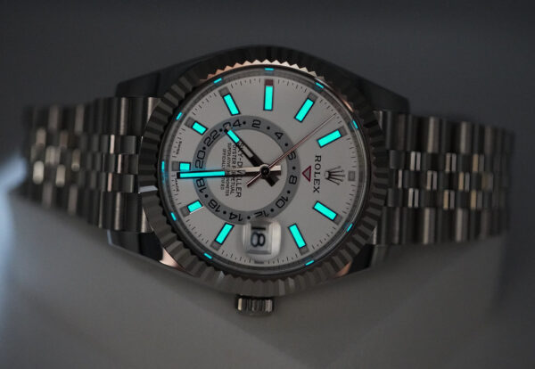 Rolex 326934 SKY-DWELLER WHITE DIAL JUBILEE BAND 2023 WARRANTY FULL SET - Image 11