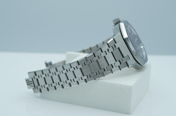 Audemars PIGUET ROYAL OAK 15510ST STAINLESS STEEL BLUE NUIT DIAL 2023 FULL SET - Image 5