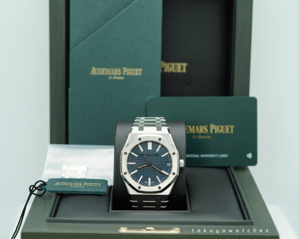 Audemars PIGUET ROYAL OAK 15510ST STAINLESS STEEL BLUE NUIT DIAL 2023 FULL SET - Image 2