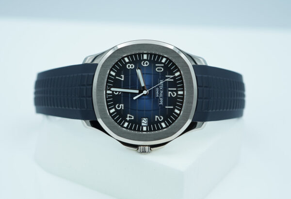 Patek PHILIPPE 5168G AQUANAUT WHITE GOLD BLUE DIAL 42MM 2024 COMPLETE SET - Image 10