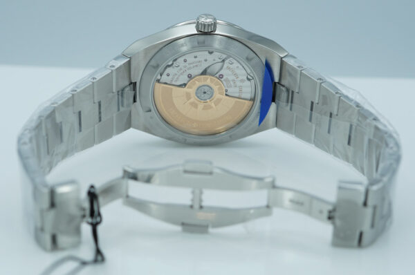 BRAND NEW Vacheron CONSTANTIN OVERSEAS 4520V STAINLESS STEEL BLUE DIAL 2024 NEW MODEL - Image 8
