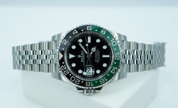 Rolex 126720VTNR GMT MASTER 2 LEFTY BLACK GREEN SPRITE JUBILEE BAND 2023 FULL SET - Image 9