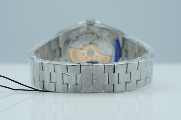 BRAND NEW Vacheron CONSTANTIN OVERSEAS 4520V STAINLESS STEEL BLUE DIAL 2024 NEW MODEL - Image 7