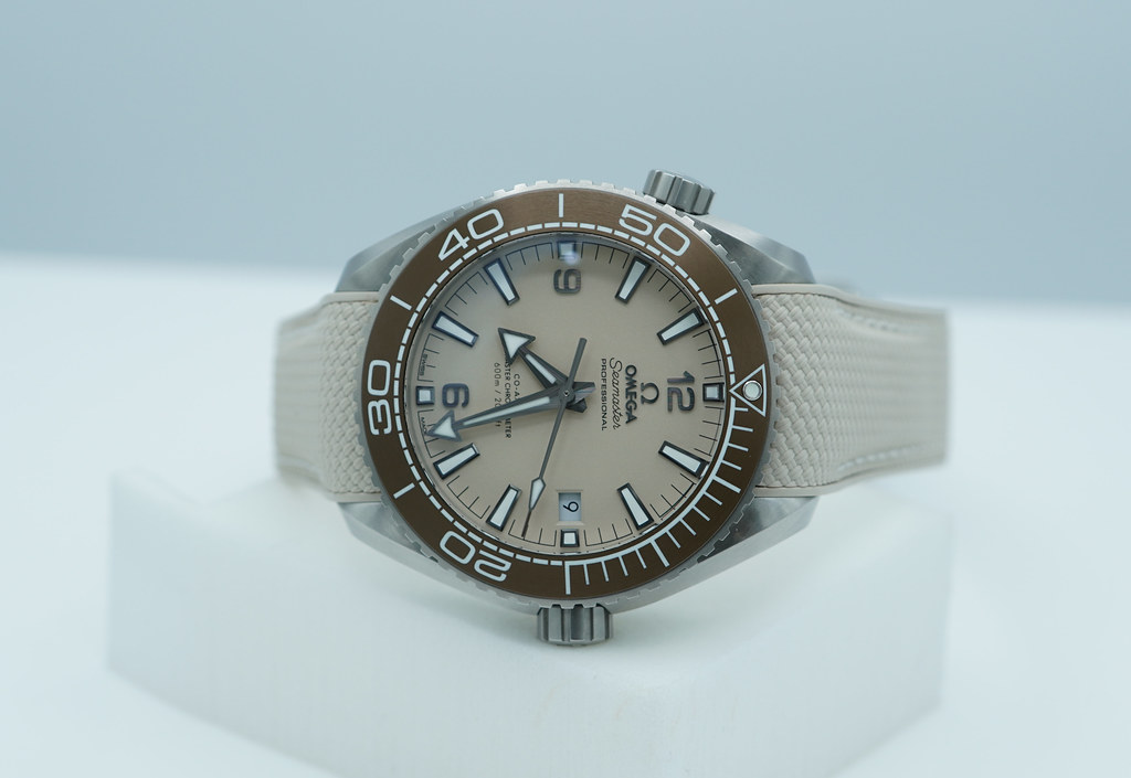 Omega SEAMASTER PLANET OCEAN 600M BEIGE LINEN DIAL 2024 WARRANTY