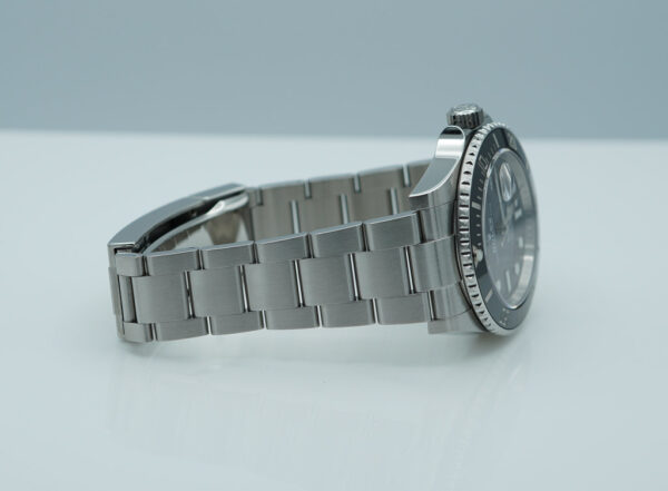 Rolex 126610LN SUBMARINER DATE 41 NEW MODEL 2022 WARRANTY COMPLETE SET - Image 6