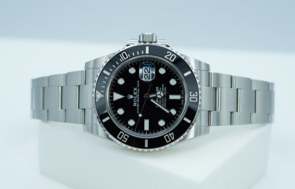 Rolex 126610LN SUBMARINER DATE 41 NEW MODEL 2022 WARRANTY COMPLETE SET - Image 10