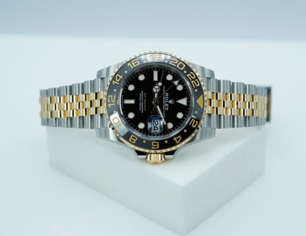 Rolex 126713GRNR GMT MASTER 2 GREY BLACK BEZEL JUBILEE BAND 2024 FULL SET - Image 9