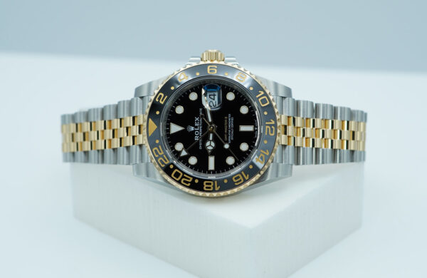 Rolex 126713GRNR GMT MASTER 2 GREY BLACK BEZEL JUBILEE BAND 2024 FULL SET - Image 10
