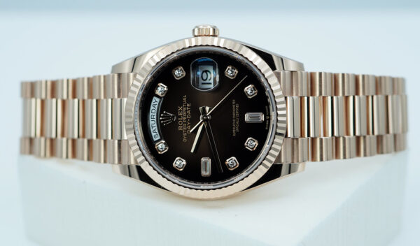 Rolex 128235 DAY DATE 36 ROSE GOLD BROWN OMBRE DIAMOND DIAL 2022 CCOMPLETE SET - Image 10