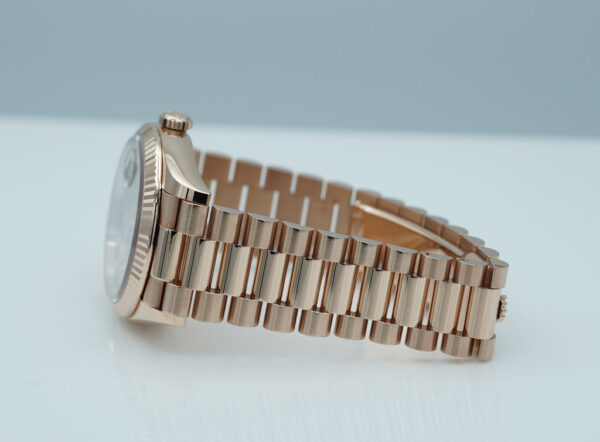 Rolex 128235 DAY DATE 36 ROSE GOLD BROWN OMBRE DIAMOND DIAL 2022 CCOMPLETE SET - Image 5