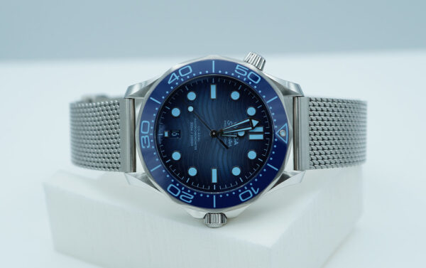 Omega SEAMASTER DIVER 300M SUMMER BLUE MESH BRACELET EXTRA STRAPS 2023 FULL SET - Image 9