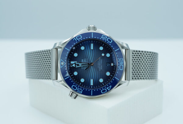Omega SEAMASTER DIVER 300M SUMMER BLUE MESH BRACELET EXTRA STRAPS 2023 FULL SET - Image 10