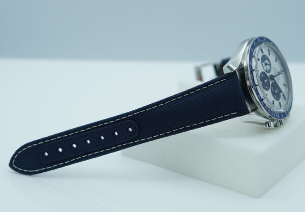 BRAND NEW Omega SPEEDMASTER SILVER SNOOPY AWARD 50TH ANNIVERSARY 2024 FULL SET - Image 6