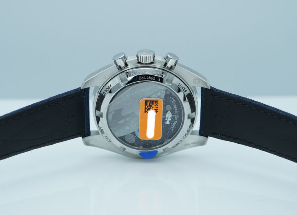 BRAND NEW Omega SPEEDMASTER SILVER SNOOPY AWARD 50TH ANNIVERSARY 2024 FULL SET - Image 8