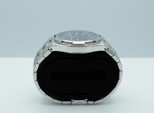 Vacheron CONSTANTIN OVERSEAS 4500V STAINLESS STEEL BLUE DIAL 2023 FULL SET - Image 4