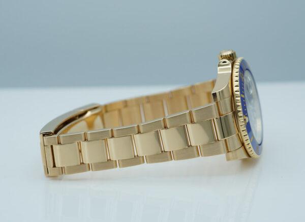 Rolex 116618LB SUBMARINER 18K YELLOW GOLD SMURF FLAT BLUE DIAL 2010 FULL SET - Image 6