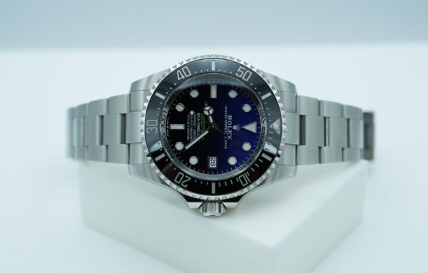 Rolex 136660 DEEPSEA D-BLUE DIAL JAMES CAMERON 2023 WARRANTY COMPLETE SET - Image 9