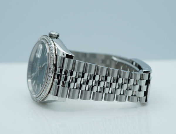 Rolex 126284RBR DATEJUST 36 PALM DIAL DIAMOND BEZEL JUBILEE BAND 2022 FULL SET - Image 5